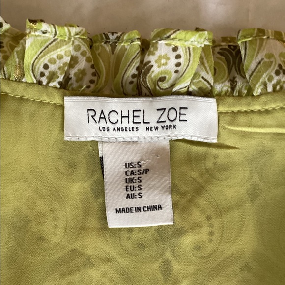 Rachael Zoe Green/Metallic Gold Paisley Flutter Cap Sleeve Pull on Lined Top SM - Picture 4 of 10